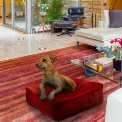 Bessie And Barnie Hondenkussen Rectangle Short Shag Red Rabbit